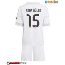 Otroške Nogometnih dresov Real Madrid Arda Guler #15 Domači 2025-26 Kratki rokavi (+ hlače)